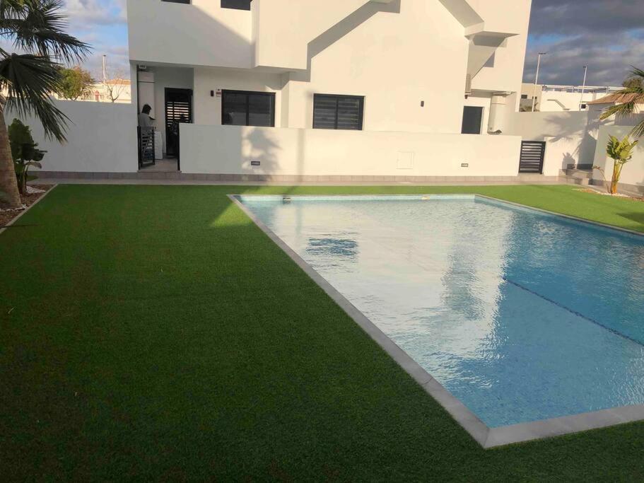 Mooi Appartement Met Zwembad En 3 Slaapkamers San Pedro del Pinatar Exterior foto